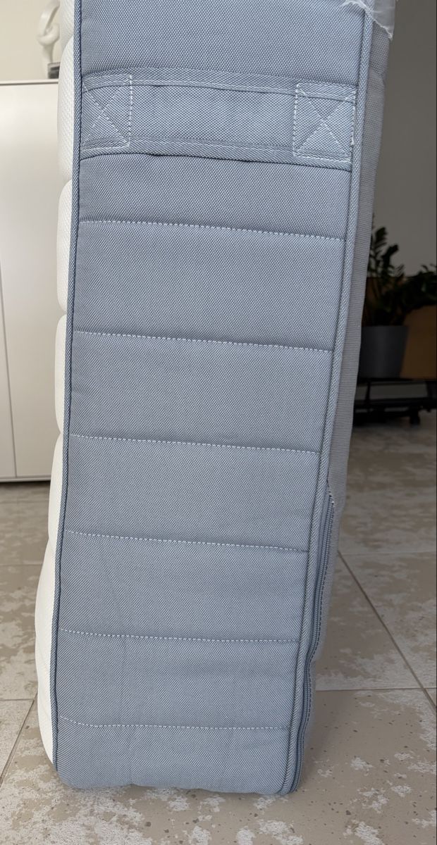 Ikea Matelas: 2 Matratzen IKEA Valevåg – Neuf (Voir description) à Buckten par Studiotools 1