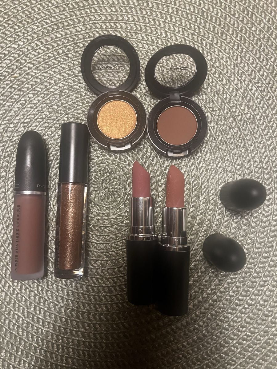 Make-up: Brand New original Mac cosmetics – Nuovo e nell'imballaggio originale da Pully venduto da vik_2mrb