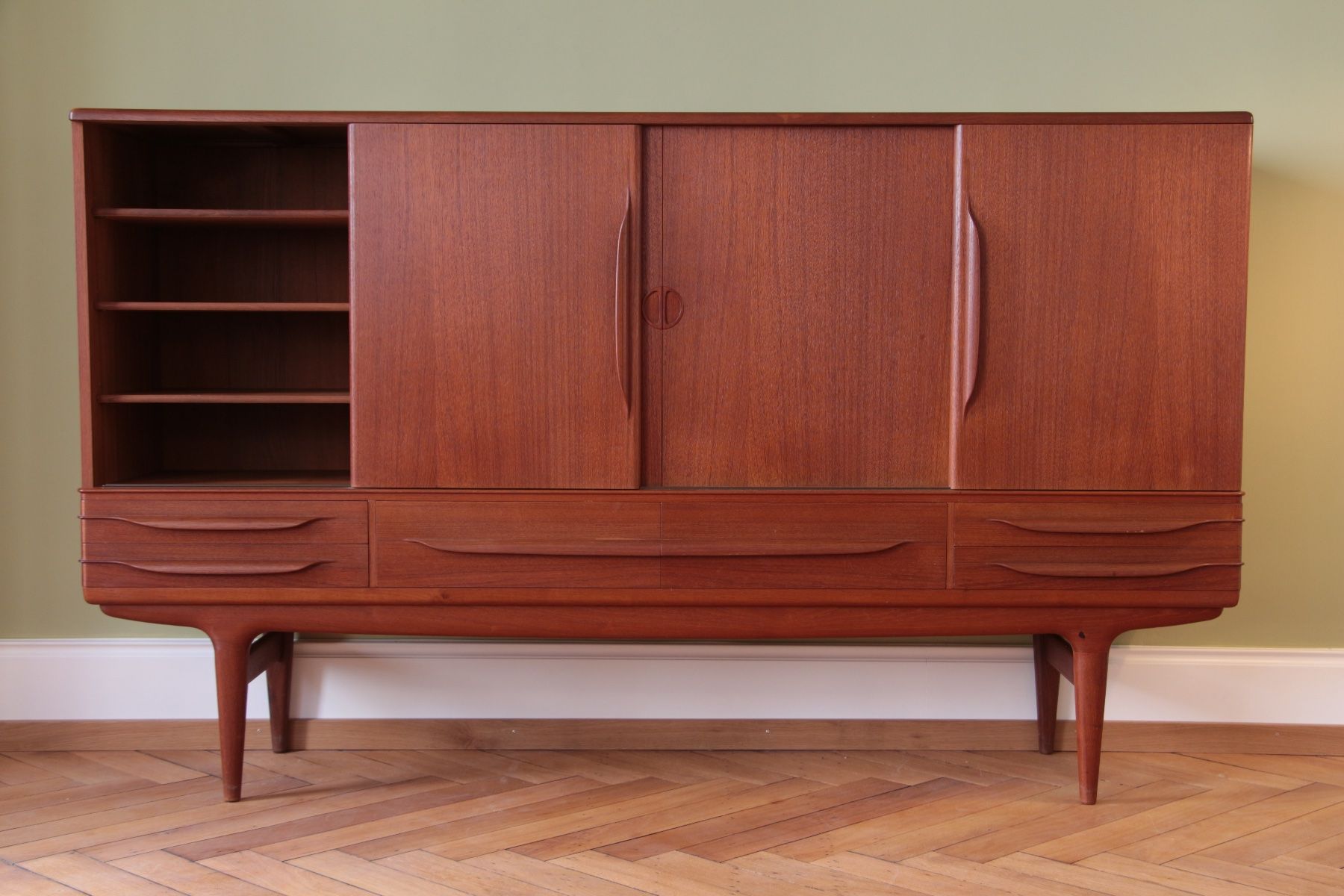 Credenze: Highboard Johannes Andersen – Usato da Basel venduto da perpetuum_moebel 1