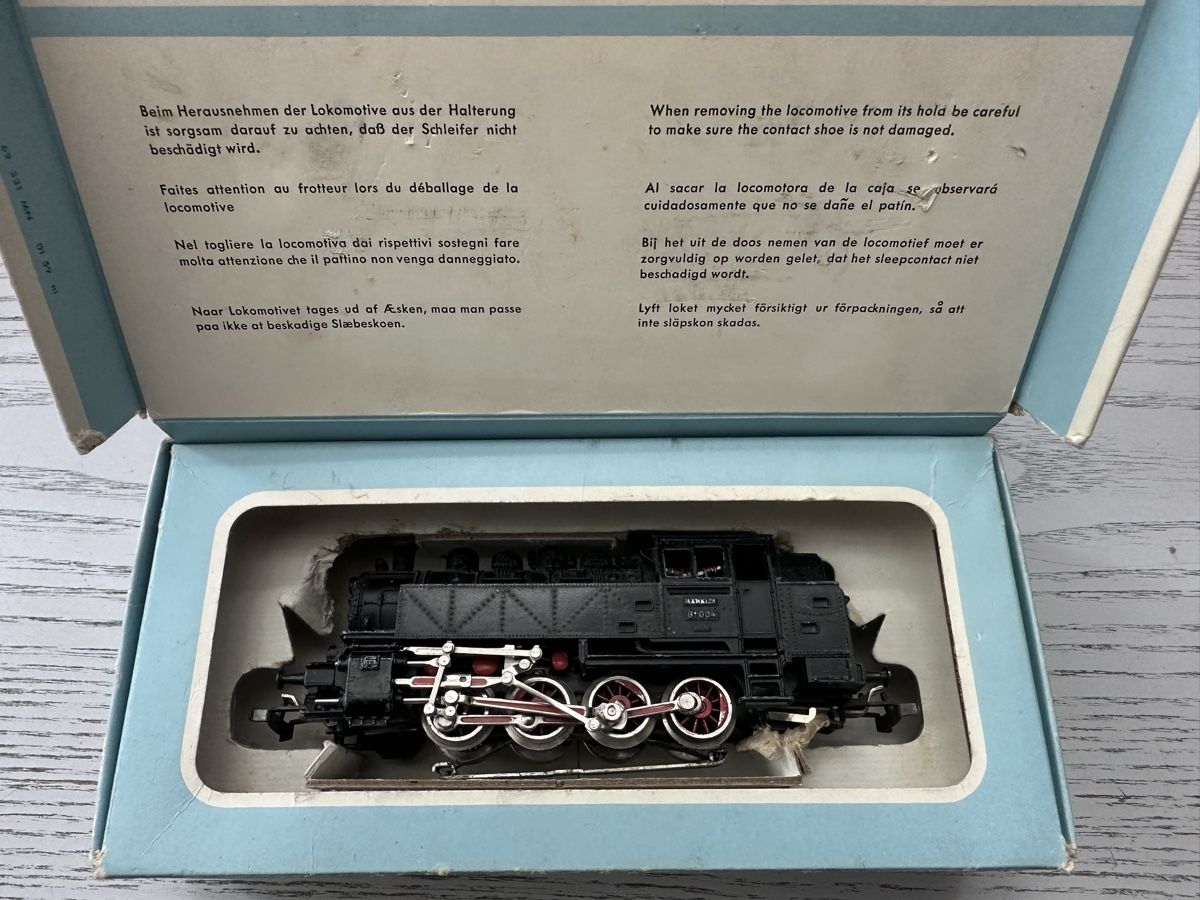 Märklin Modellini di ferrovie: Märklin 3031 DB BR 82 TELEX DEFEKT – Usato da Lupsingen venduto da New-Haven 2