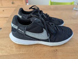 Nike Hallenschuhe Junior Streetgato, Grösse 39