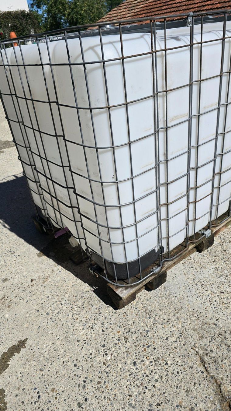 Sonstiges Fahrzeugzubehör: Container 1000L IBC mit Gitterkorb Zustand gebraucht – Gebraucht aus Uesslingen von Jomot0 2