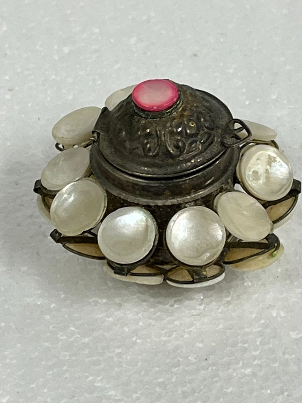 Barattoli: Perlmutt Silber Miniatur Schatulle – Usato da Mumpf venduto da dadaboygugulini