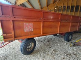 Neuhaus Getreideanhänger / Char à céréales, 8500kg, korndich
