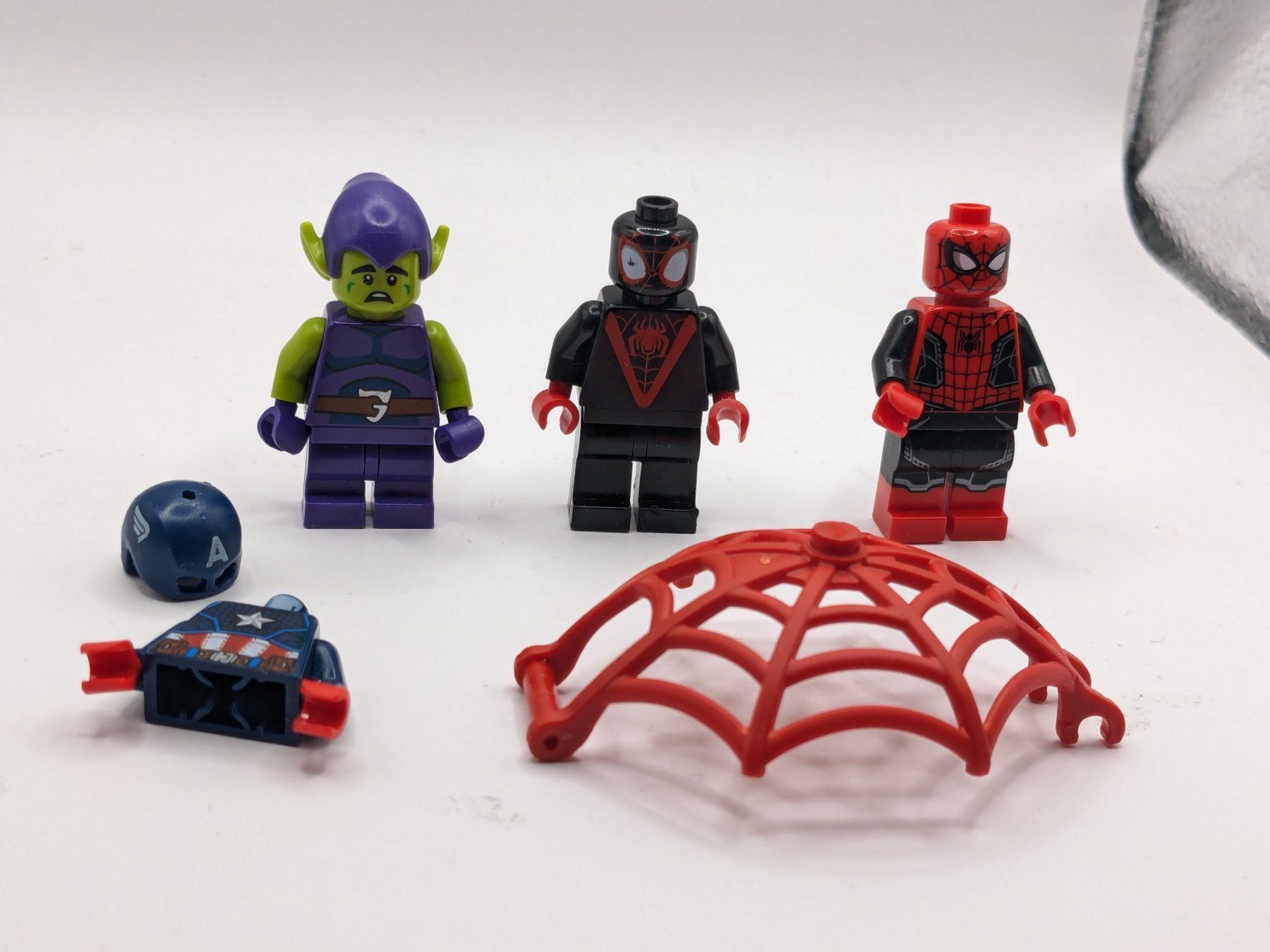 Lego Baukästen: Lego Spider-Man + Miles Morales + Green Goblin – Gebraucht aus Hünenberg See von SpecialEditionGaming