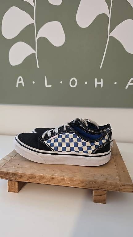 Schuhe für Jungen: Vans Grösse 31 – Gebraucht aus Steinhausen von Na18