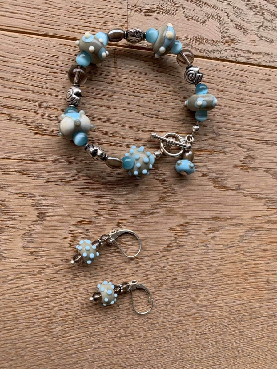 Bracciali & Braccialetti: Armband mit Ohrringen – Usato da Hertenstein AG venduto da Stadtturm