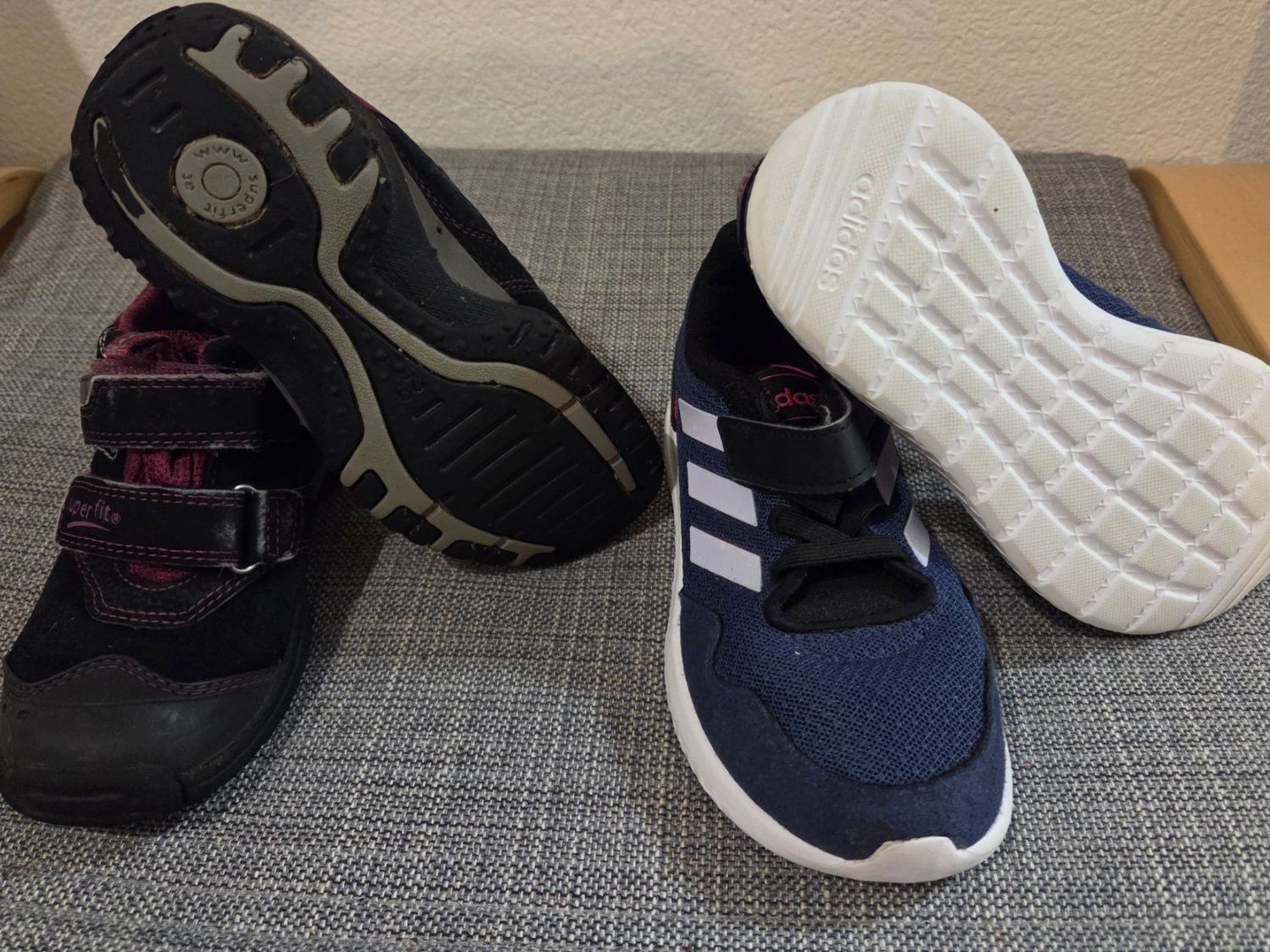 Scarpe per ragazzi: 8 Paar Kinderschuhe Grösse 29 – Usato da Thun venduto da el_gnom 3