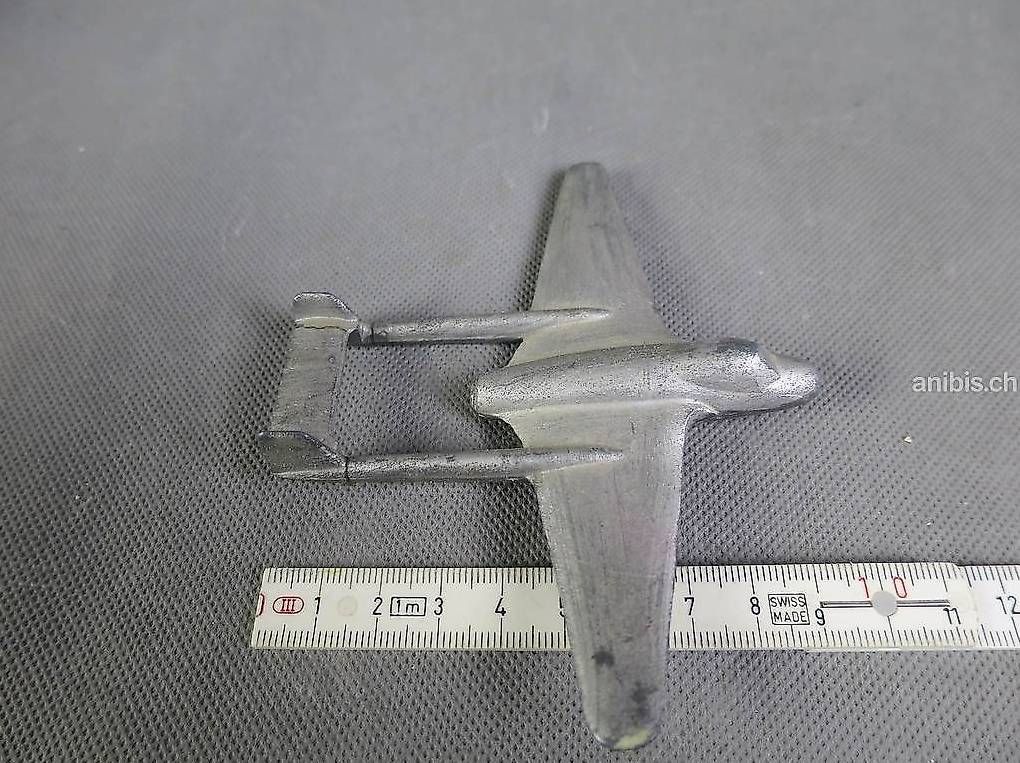 Schweizer Armee Kit di modellismo & Modellini statici: Model Düsenjäger "Vampire" der schweizer Luftwaffe – Usato da Zürich venduto da axolottchen