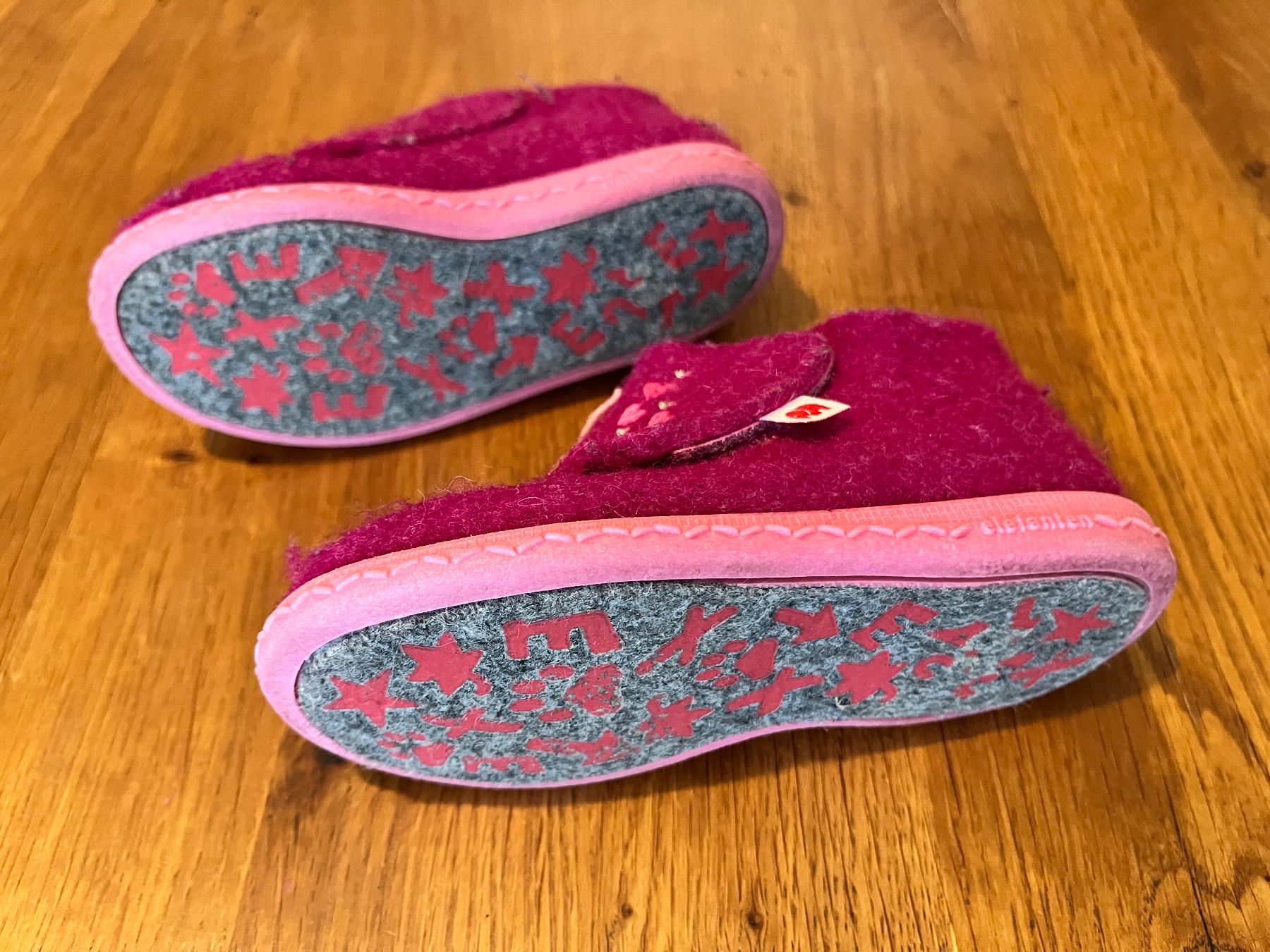 Elefanten Scarpe per ragazzi: Elefanten Hausschuhe Gr. 24 – Usato da Zürich venduto da davidihagee 1
