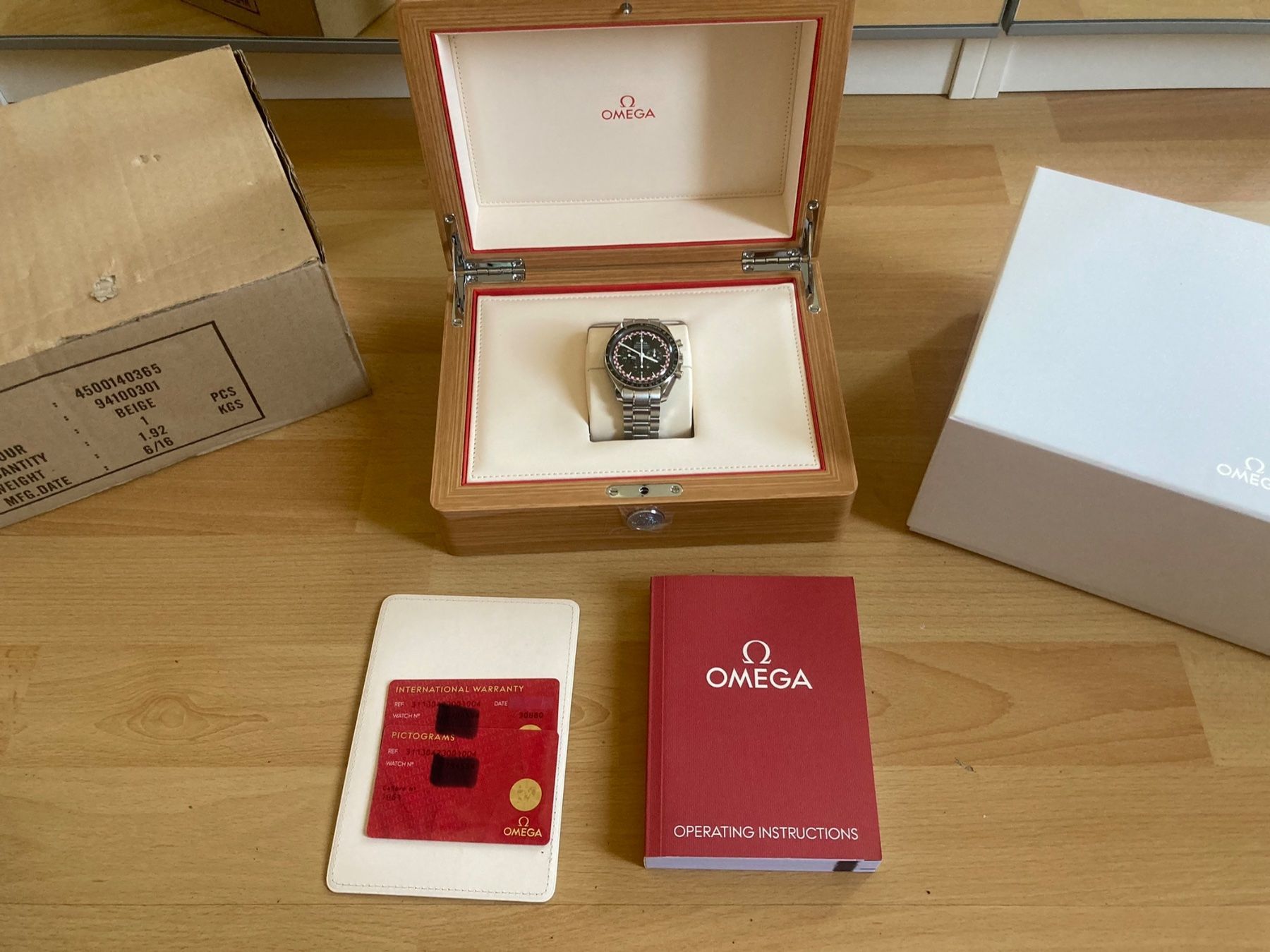 Omega Orologi: New Old Stock Speedmaster Tintin – Nuovo (secondo la descrizione) da Zürich venduto da Troy_K 3
