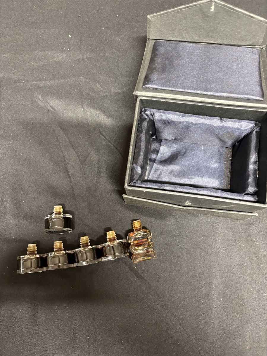 Altro in Stoviglie & Bicchieri: Vintage Perfume Bottle Set - Perfect Gift Idea! Rare! – Nuovo e nell'imballaggio originale da Seuzach venduto da Diamand28 1