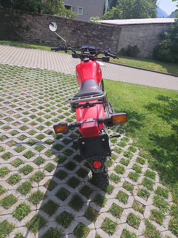 Yamaha Enduro: Vendo  Yamaha XT 550 5Y3 – D'occasion à Faido par sim_b2vn 2