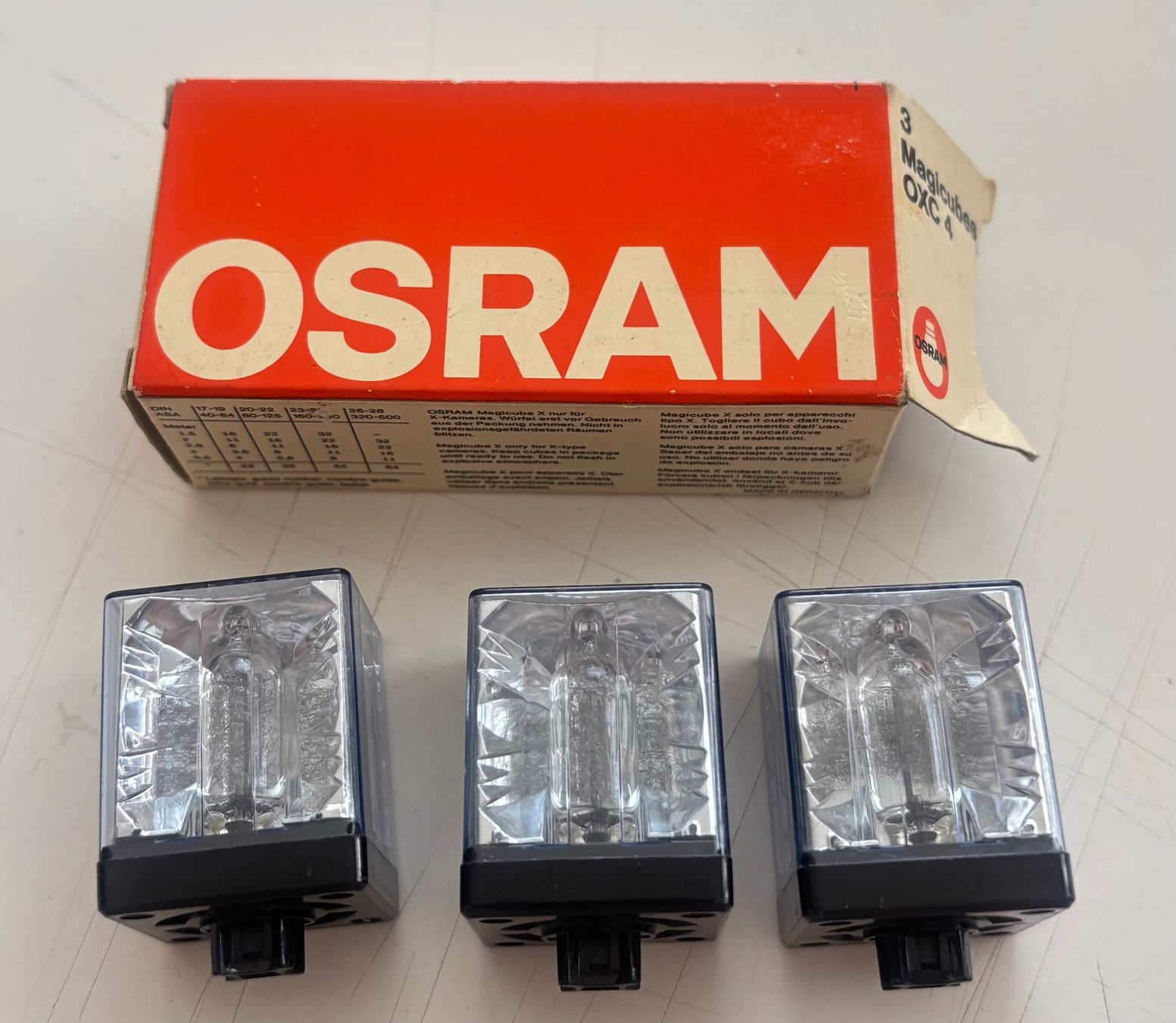 Osram Flash: Flash OSRAM Magicubes OXC 4 - Flash restant 2/4 par cube – Usato da Neuchâtel venduto da gefdeneuch