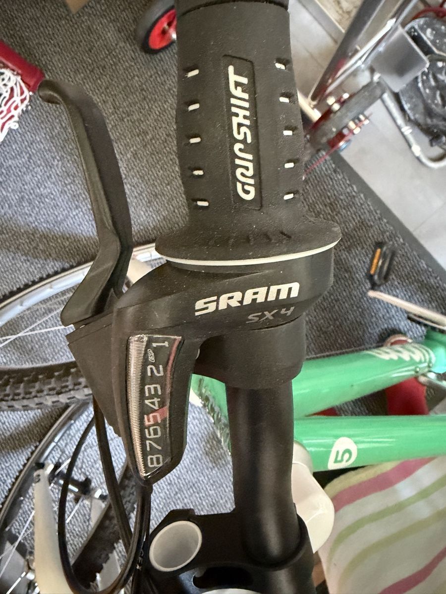 Woom Velos: Kinderfahrrad Woom 5 – Neu (gemäss Beschreibung) aus Zürich von Ruziple 1