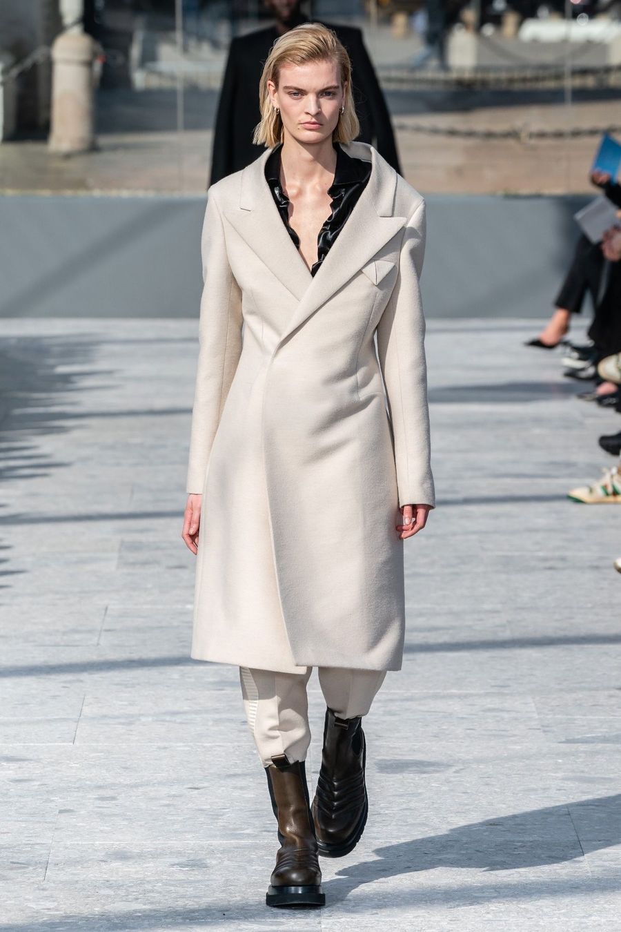 Bottega Veneta Mäntel: Bottega Veneta Runway /Coat+trouser/SET – Neu (gemäss Beschreibung) aus Basel von TIMELESS-FASHION