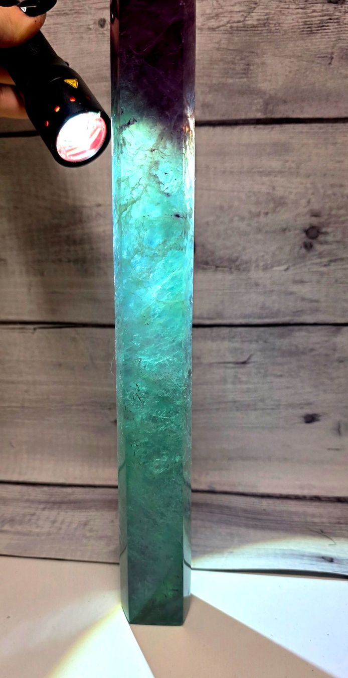 Minerali & Pietre curative: Wassermelonen Fluorit Obelisk 1kg – Nuovo e nell'imballaggio originale da Matzingen venduto da Shay_Crystalz 2