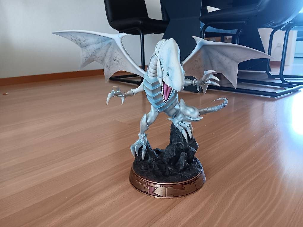 Statuette: Yugioh Figur Weisser Drache – Usato da Strengelbach venduto da colangelo92 1
