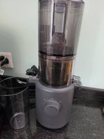 Hurom H310 Slow Juicer