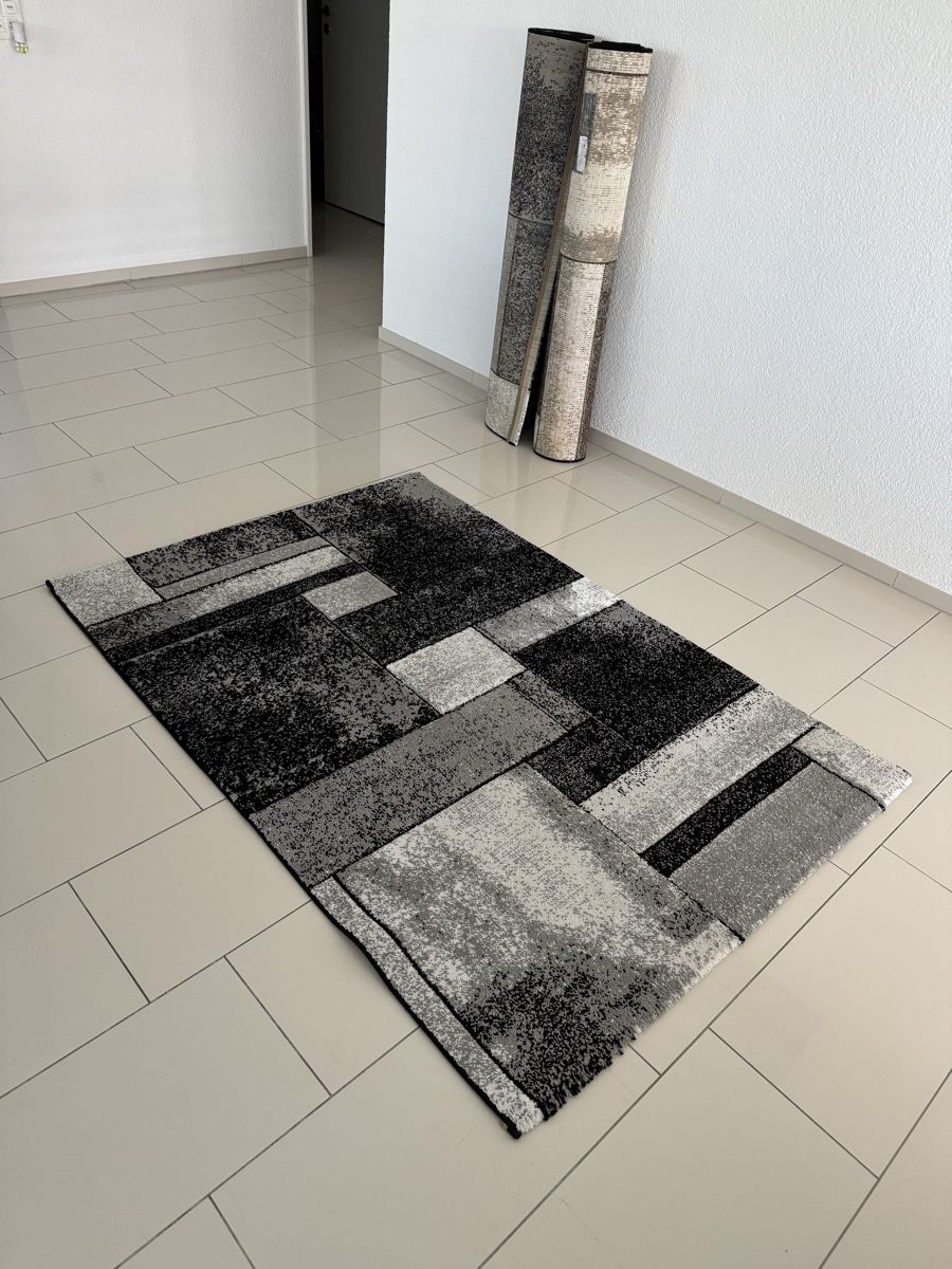 Tappeti: 3 Teppiche 170x118, 130– CHF. – Usato da Würenlingen venduto da Korab97 2