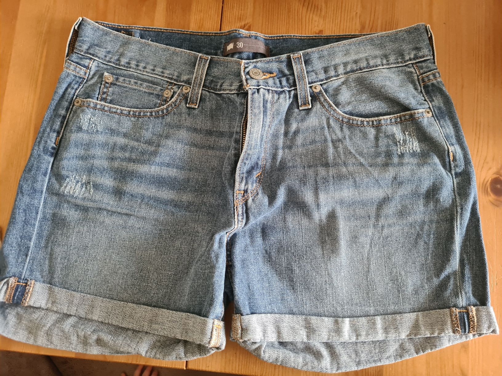 Levi's Jeans: Levi's Jeansshorts Gr. 30 – Usato da Horw venduto da Mirii91