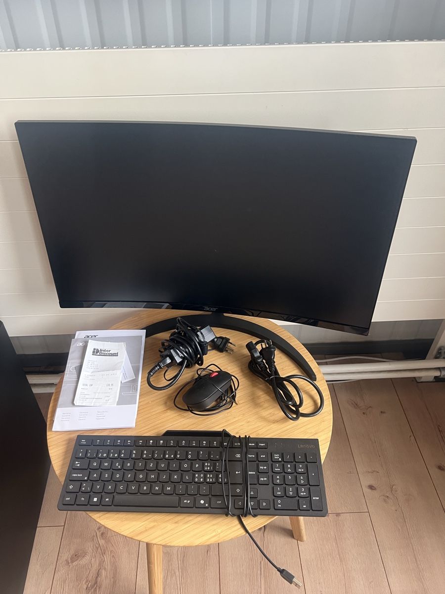 Asus PCs: PC ASUS ROG STRIX GL 12 – D'occasion à Laufen par groove60 8