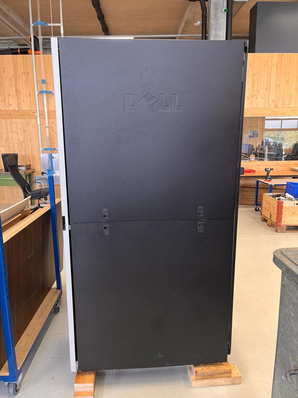 Dell Racks & Ständer: Server Rack Dell Höhe 200cm – Gebraucht aus Winterthur von kaksie 3