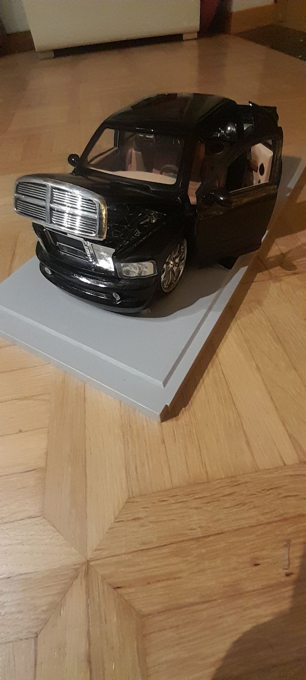 Dodge Modellini d'auto: Dodge RAM 1:18 – Nuovo (secondo la descrizione) da Nunningen venduto da Turbofritz01 4