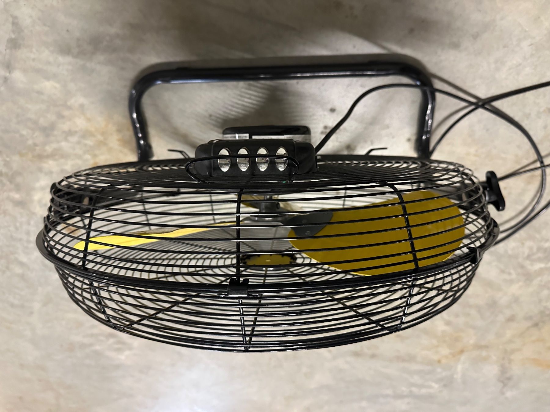 Stanley Ventilatori: Stanley floor fan – Usato da Gingins venduto da see_s9xy 1