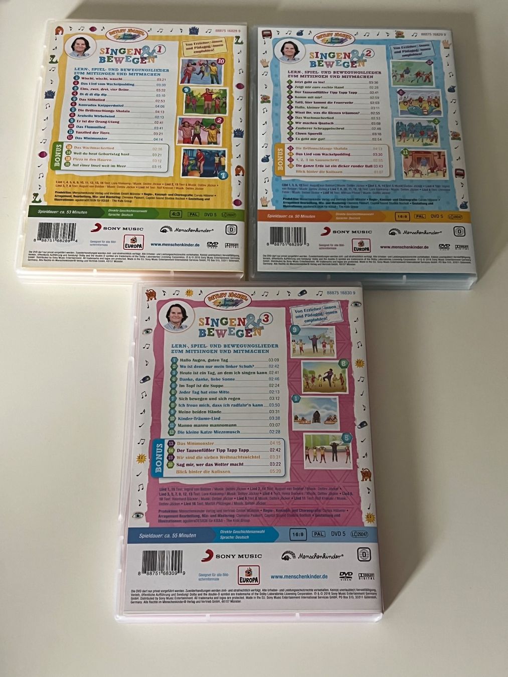 Tutti i DVDs: Detlef Jöcker: 3 DVDs Singen & Bewegen 1-3 – Usato da Altstätten SG venduto da sheamus 1