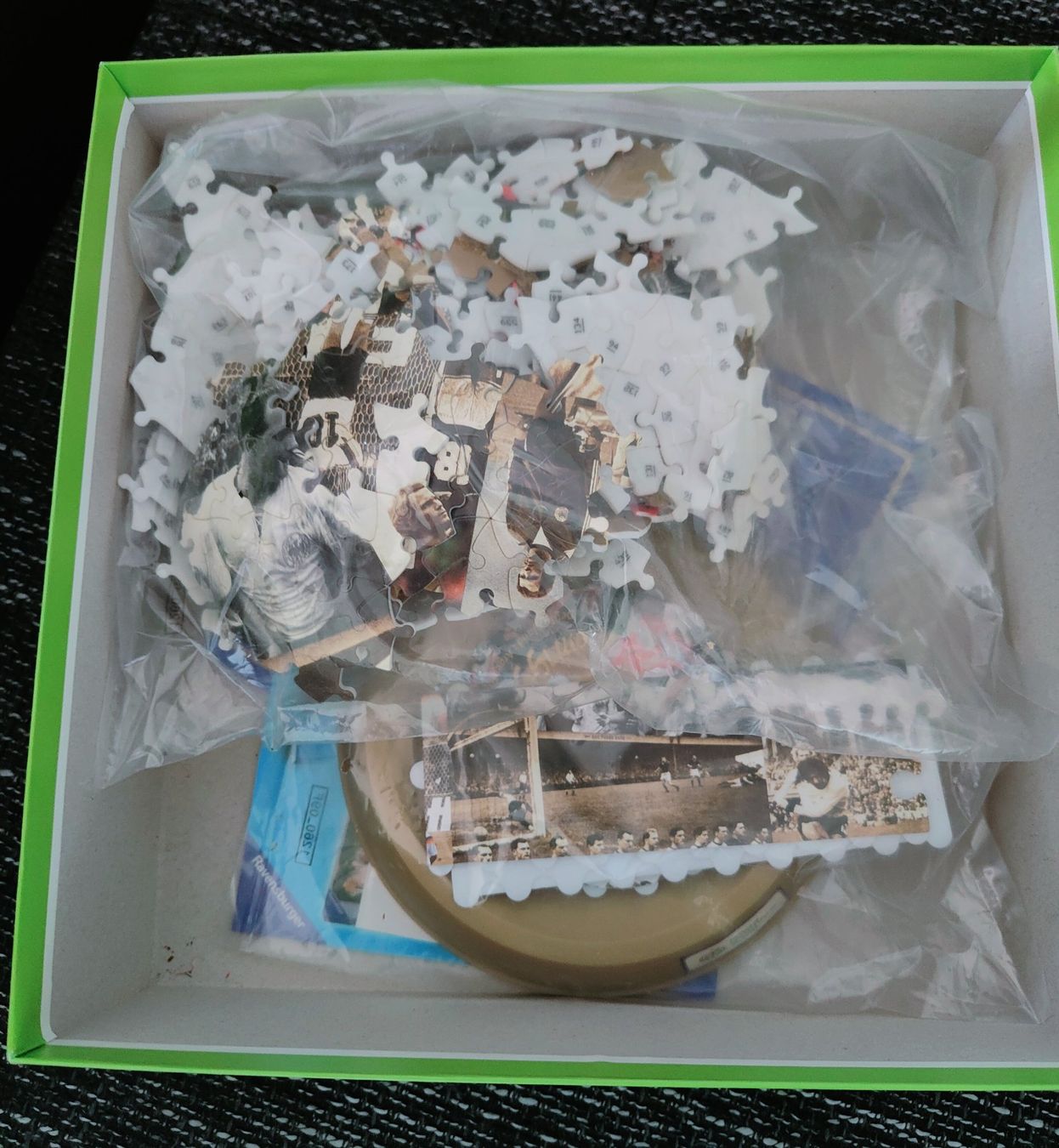 Ravensburger Puzzle: Fußball FIFA 2006 Puzzle Ball – Usato da Zürich venduto da tweetys78 1