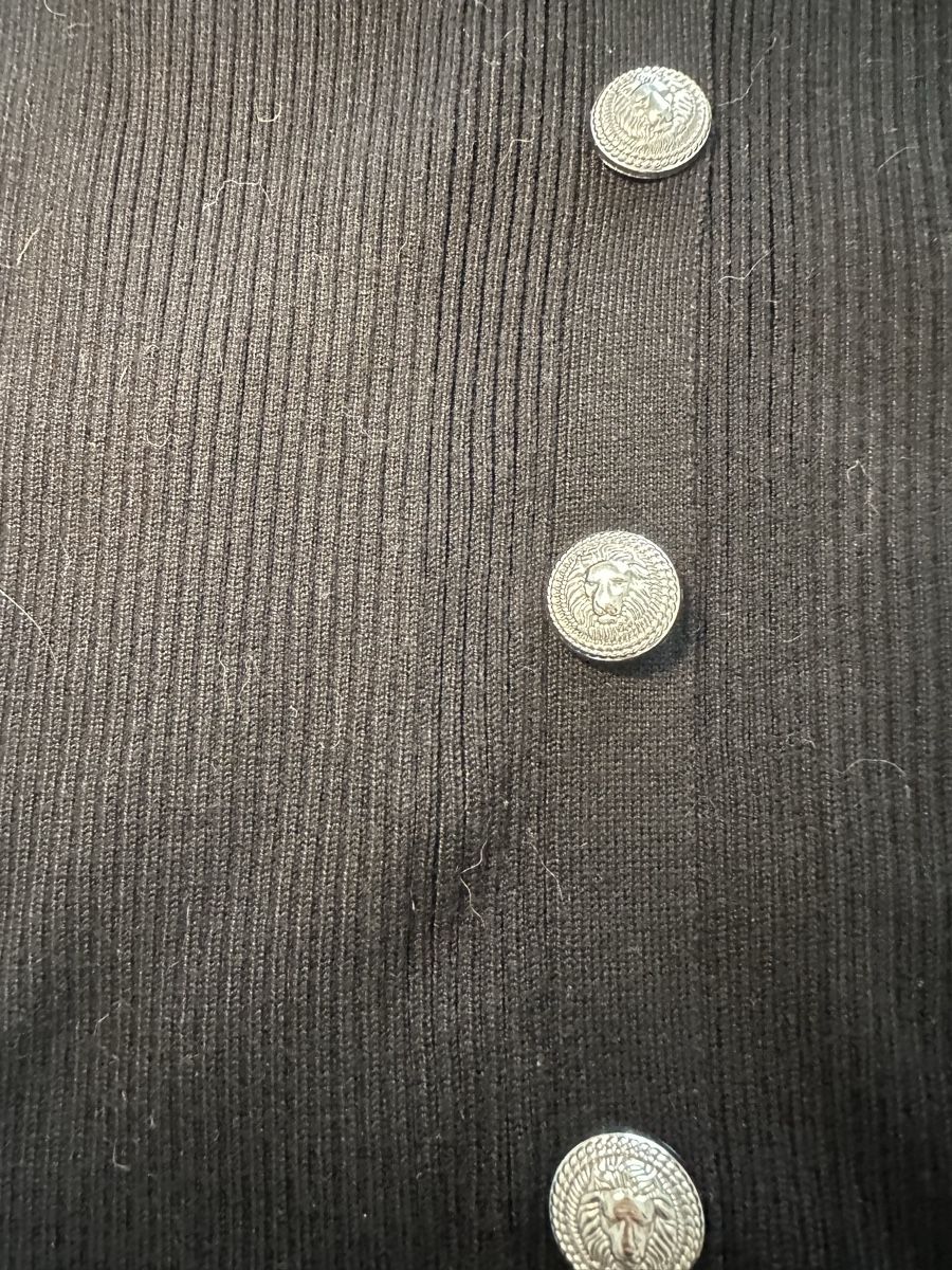 Vestiti: Elegantes schwarzes Kleid mit Knöpfen – Nuovo (secondo la descrizione) da Kirchlindach venduto da laraaa.elinaaa 1