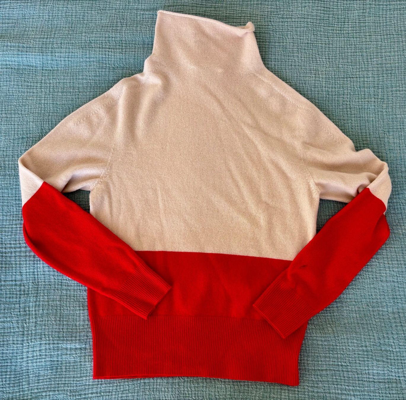 Hugo Boss Maglioni & Felpe: Leichter Rundstrickpullover aus reinem Kaschmir von Boss – Usato da Wetzikon ZH venduto da aku_gw6r 3