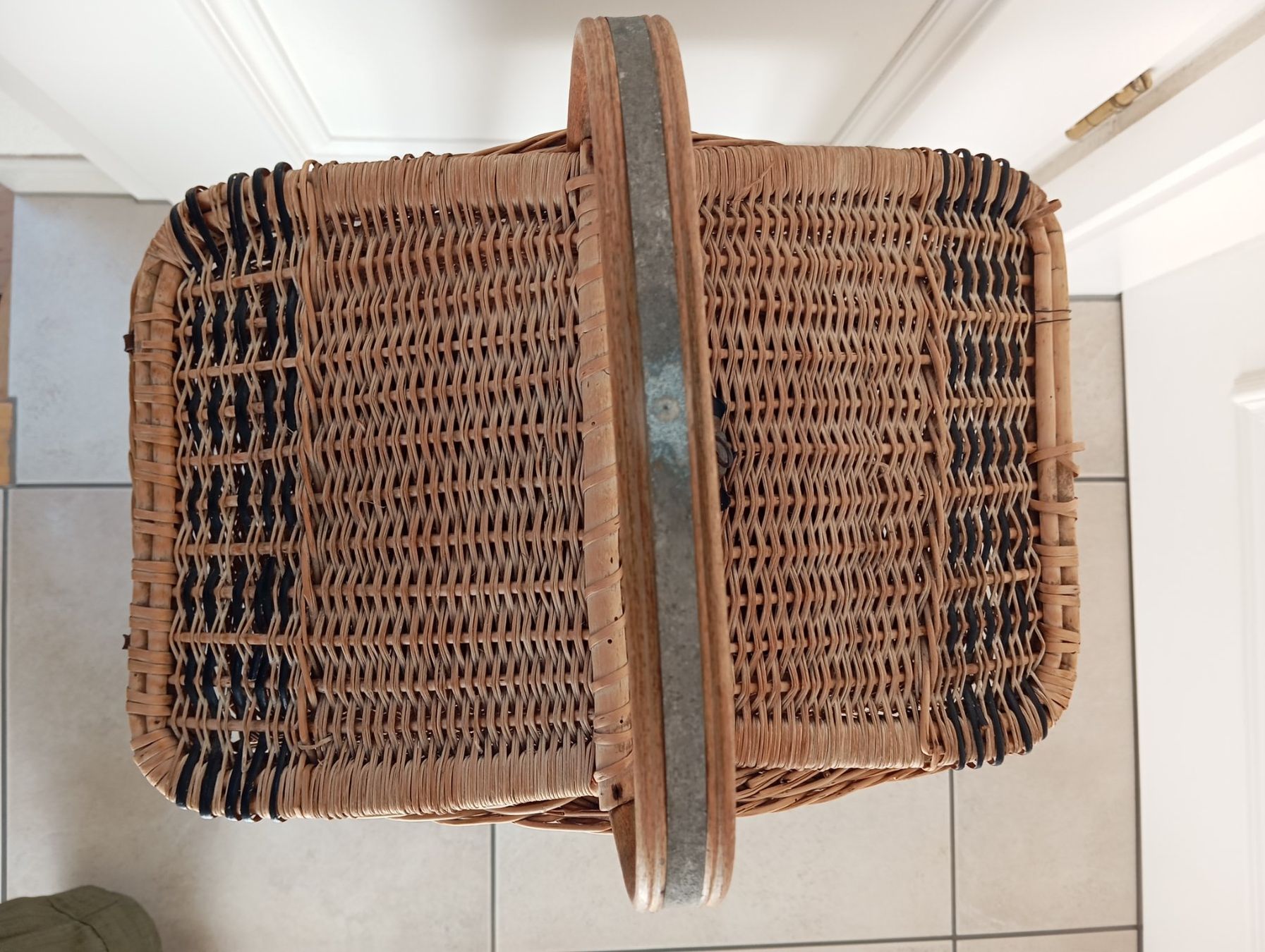 Altro in Antiquarato & Arte: antiker Trachtenkorb aus Korbweide – Usato da Oberägeri venduto da baerghuus 8