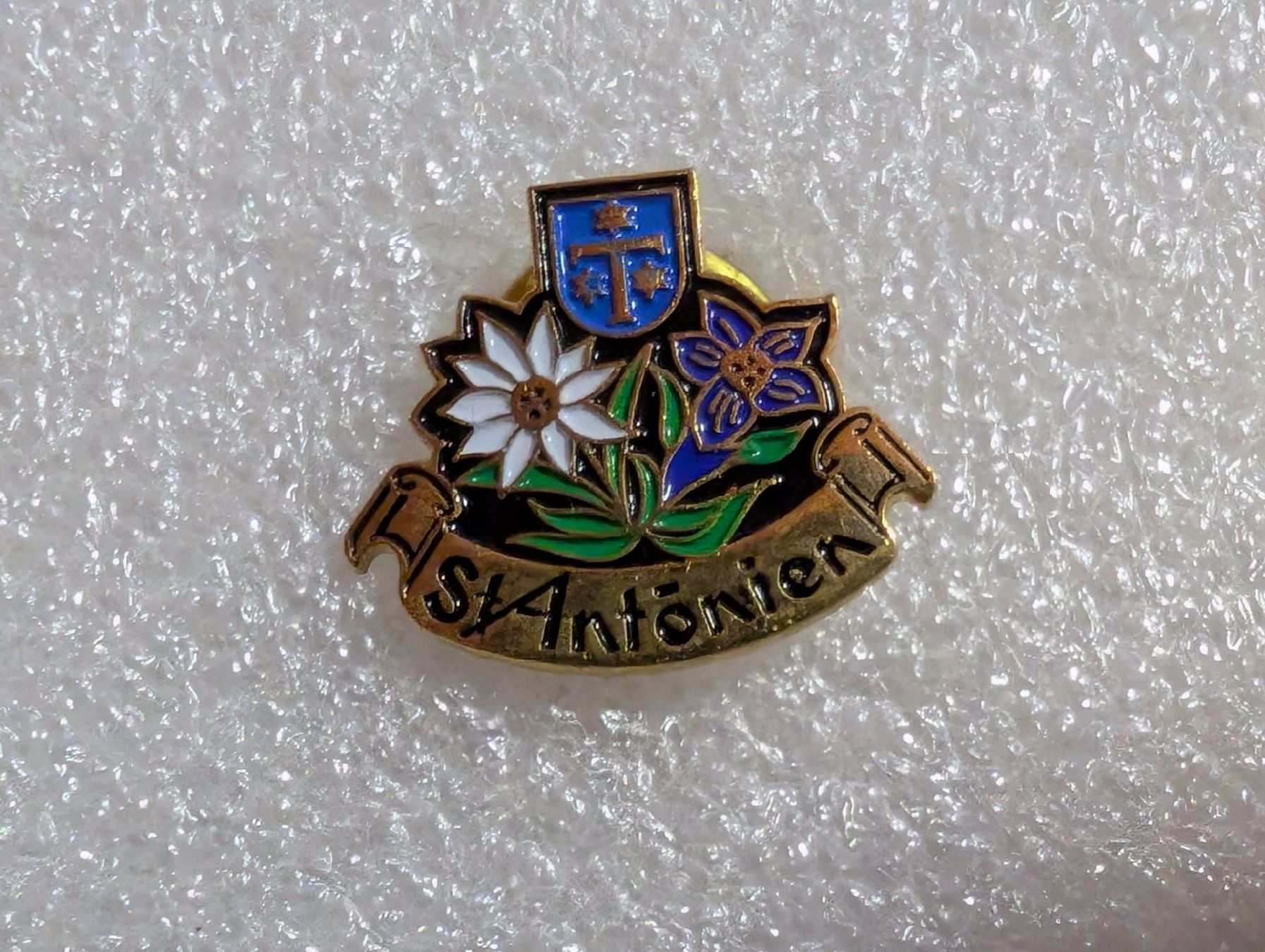 Placchette & Badge: Ansteckpin 274: St. Antonien – Usato da Oppligen venduto da Pin-Fall-Shop