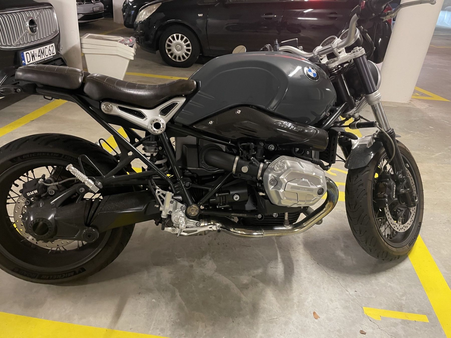 BMW Strada: BMW RnineT Pure – Usato da Lausanne venduto da australus