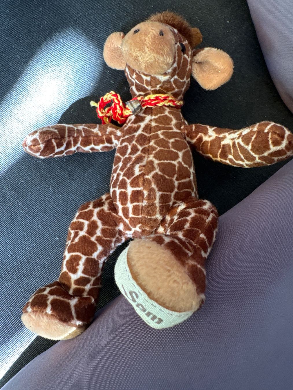 Jouets: 2 kl. Plüschtiere – Neuf (Voir description) à Therwil par jas_vpt8 1