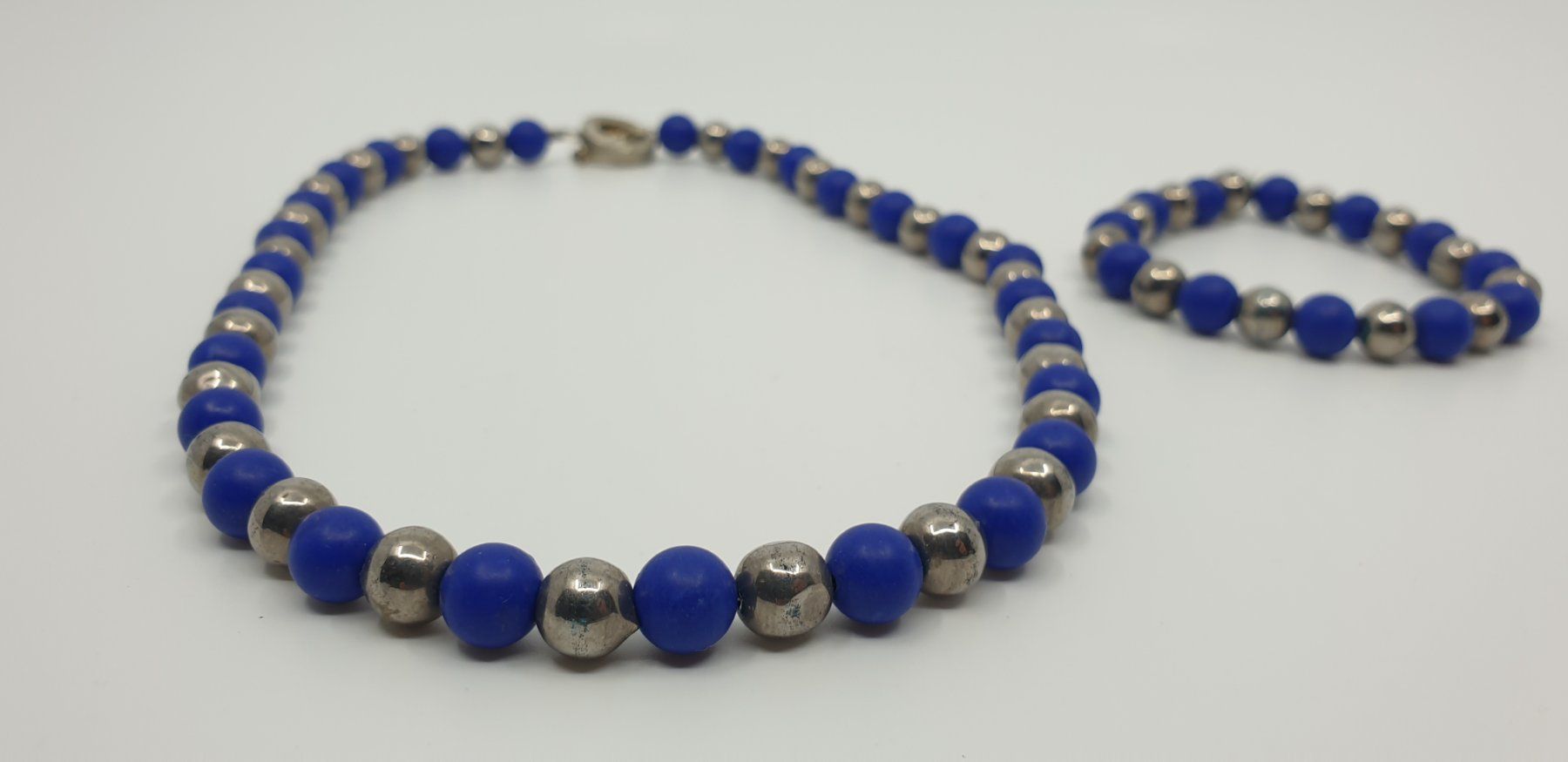 Catenine: Halskette mit passendem Armband – Usato da Emmen venduto da magelan 1