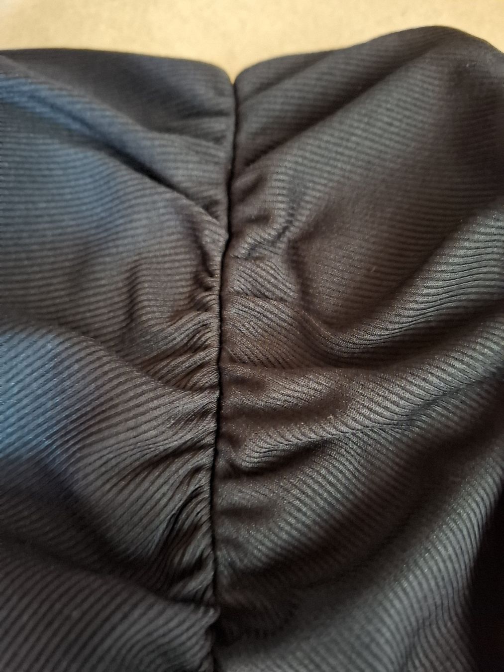 Top: Bustier schwarz gerafft Grösse S – Usato da Zuchwil venduto da bvj_5t82 1