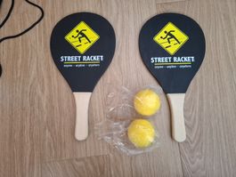 Street Racket Set mit 2 Schlägern und Bällen neuwertig