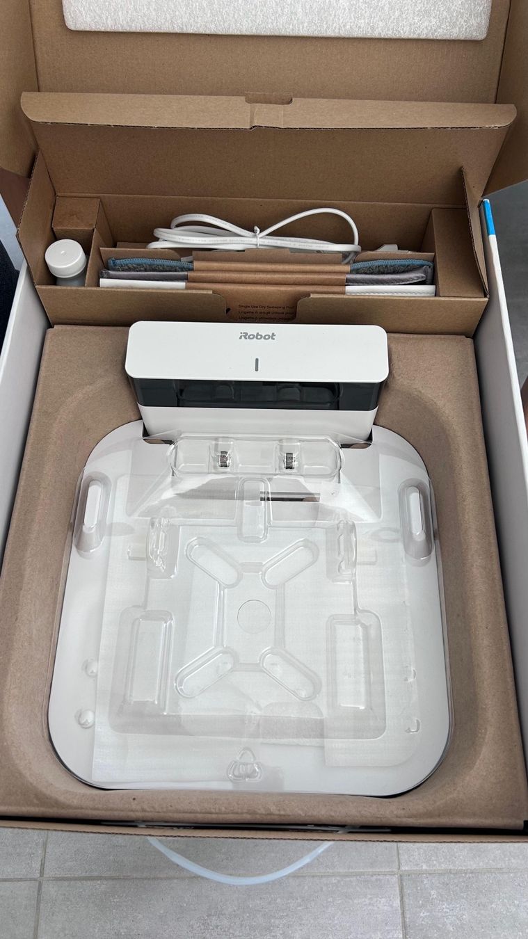 Tutte le macchine: iRobot Braava Jet m6 – Usato da Basel venduto da and_9pj9 4