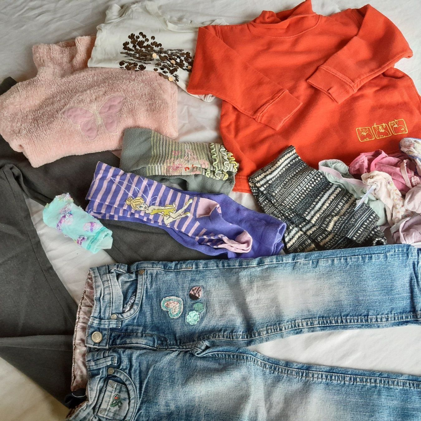 Lotti & Set di vestiti: Lot fille 104 – Usato da Courrendlin venduto da tititchoun