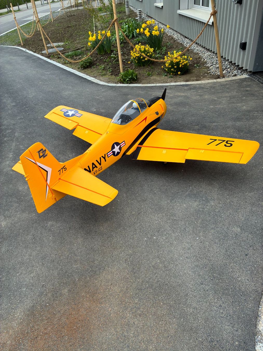 E-Flite Modellismo RC: T 28 von E-Fligth – Usato da Zürich venduto da Eglih
