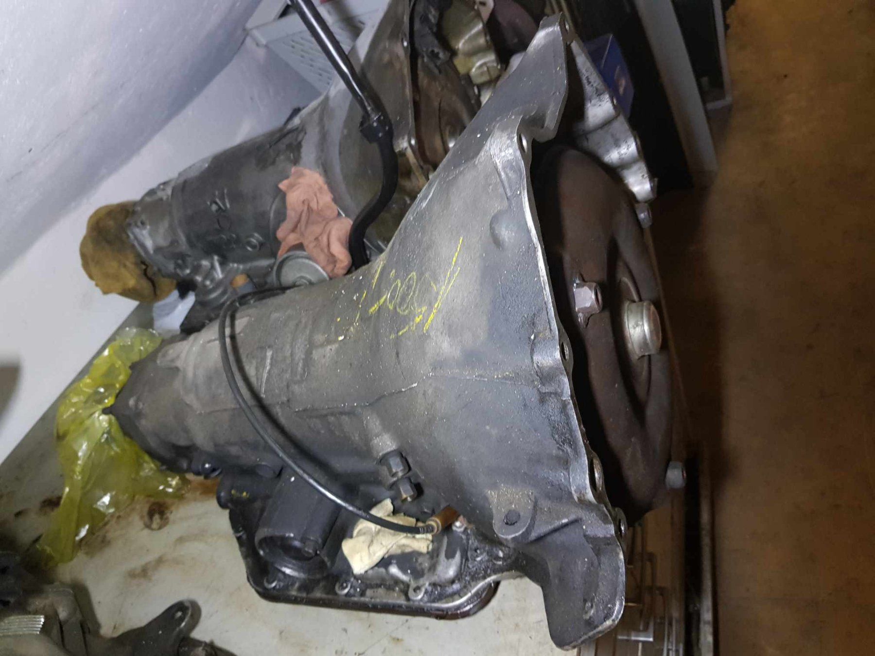 GM Tutti pezzi di ricambio auto: GM Automatikgetriebe TH350 BOP – Usato da Niedergösgen venduto da usc_8fsx