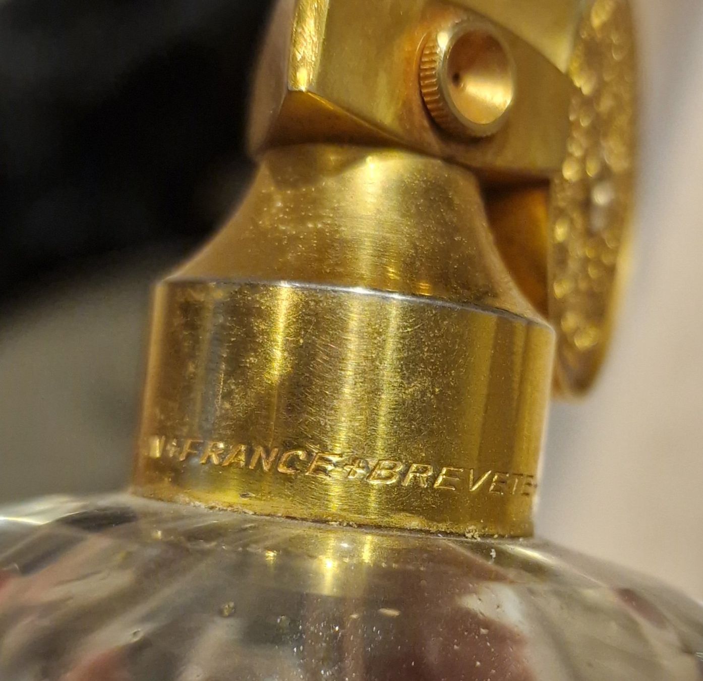Flaconi: Vintage Crystal Perfume Bottle - Elegant, French atomiser – Usato da Forch venduto da ays_5lbc 5