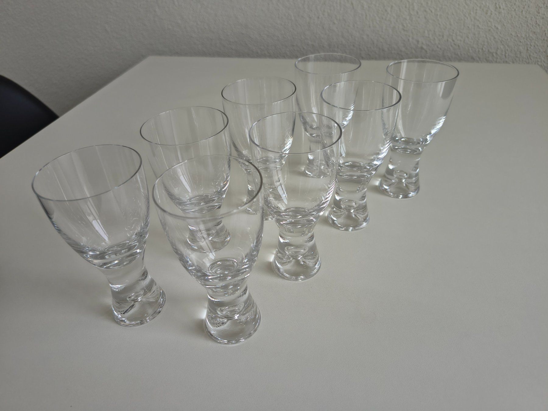 Iittala Bicchieri: IITTALA - Weissweingläser - 7 plus 1 – Nuovo (secondo la descrizione) da Oberglatt ZH venduto da ang_7znb 1