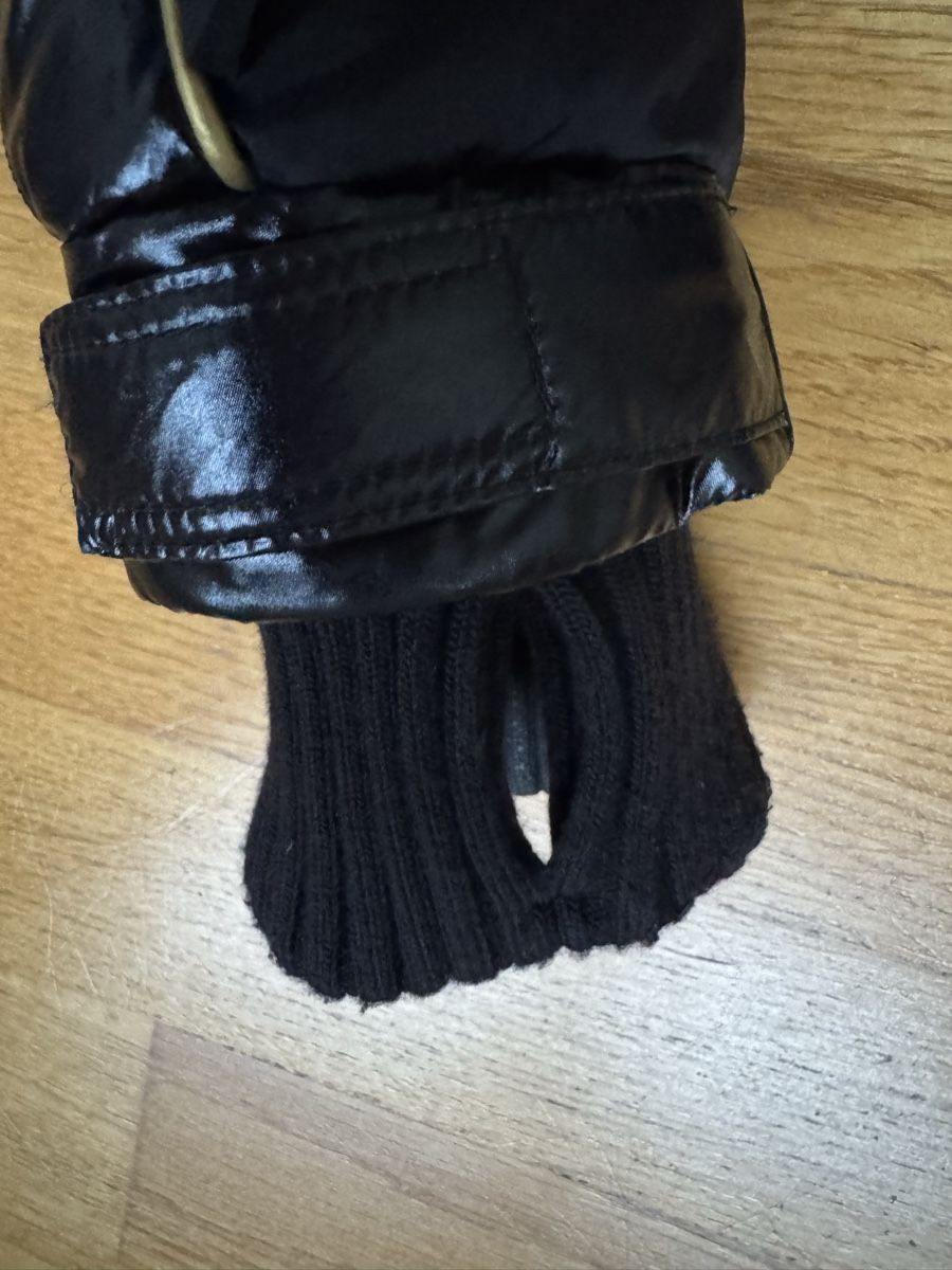 Giacche: Winterjacke Damen mit Kapuze, Grösse S, – Usato da Sachseln venduto da Pfleger2 3