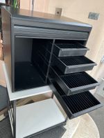Braun Untergestell (Schrank) zu Braun Anlage!