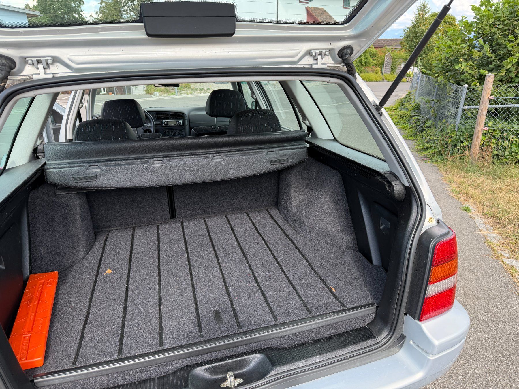 VW Autos: VW GOLF Variant SYNCRO – Gebraucht aus Richterswil von 723738 6