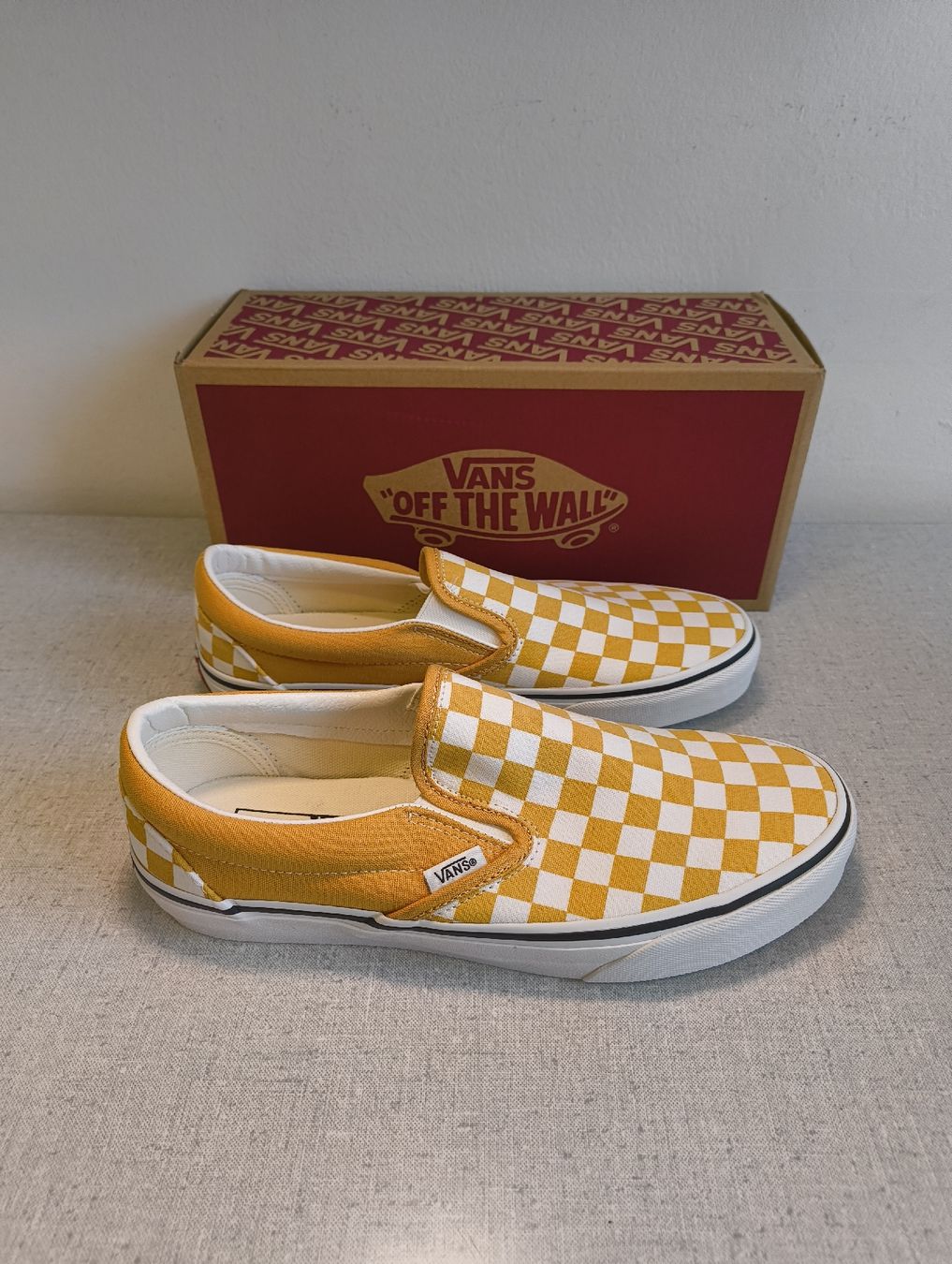 Vans Scarpe da uomo: Vans Slip-On, Gr. 38.5 – Nuovo e nell'imballaggio originale da Uitikon Waldegg venduto da PJLS1